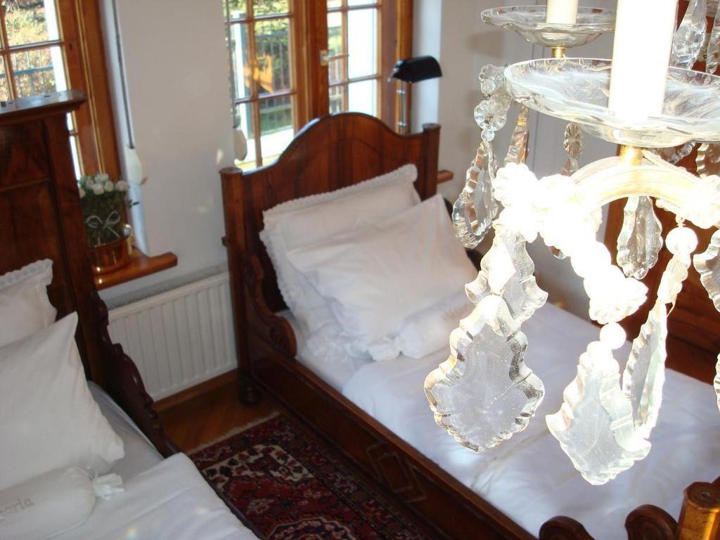 Willa Viktoria Bed & Breakfast Inowroclaw Exterior photo